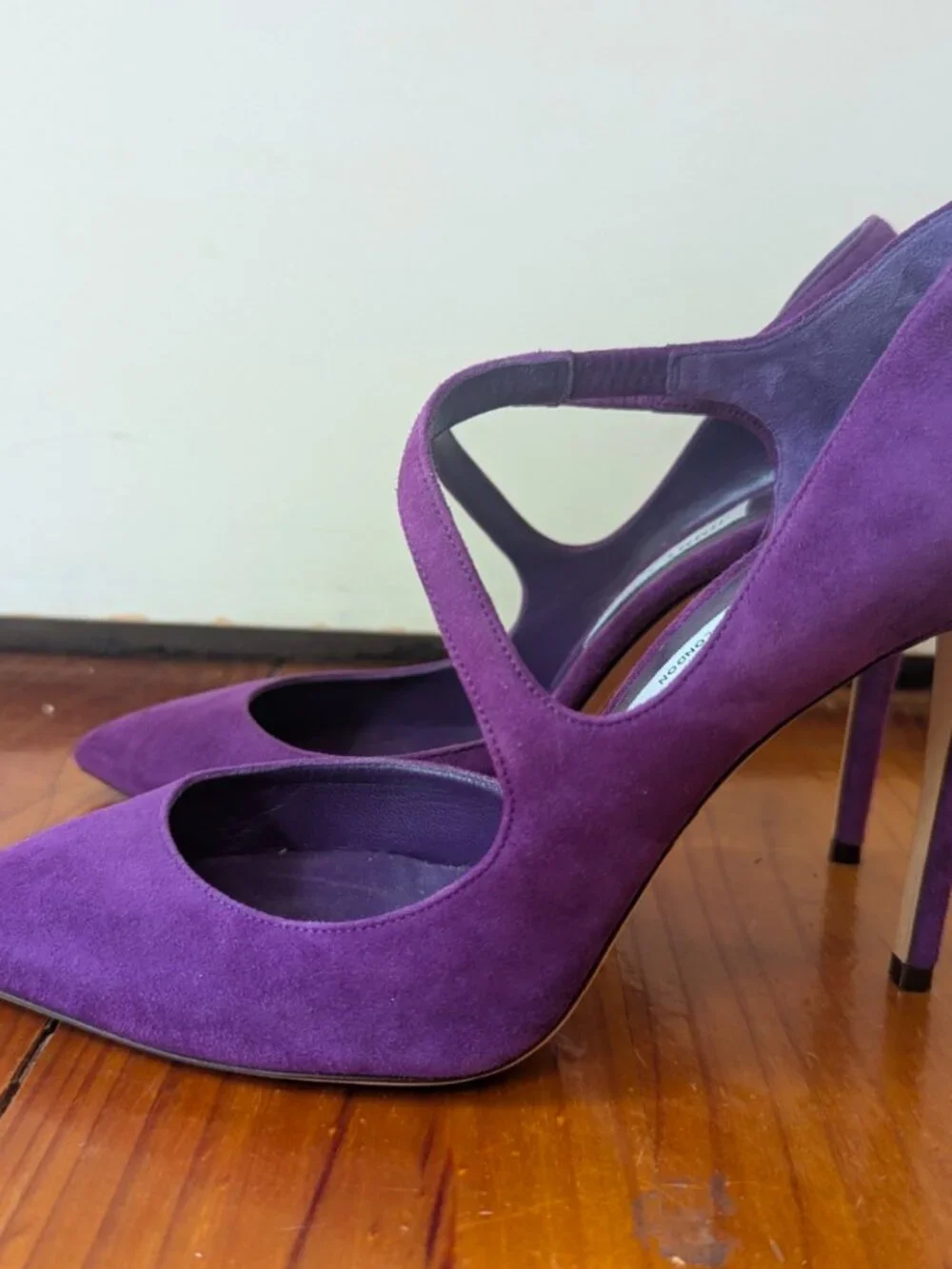 Jimmy Choo Purple Suede Heels - Picture 5 of 8